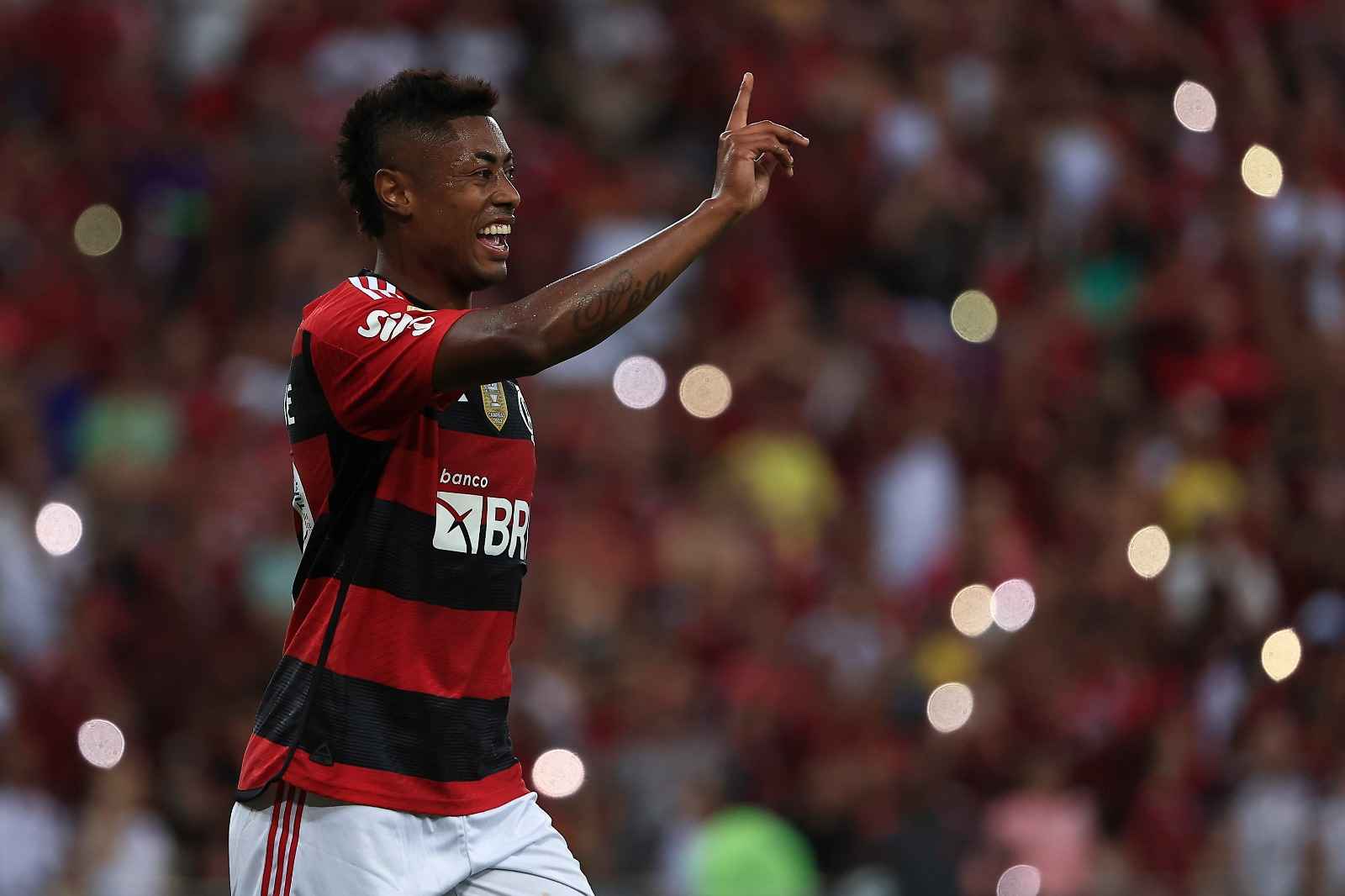 Bruno Henrique manda recado sobre a situação de Sampaoli no Flamengo