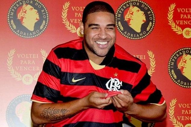 Adriano volta a jogar futebol dois anos depois nos Estados Unidos